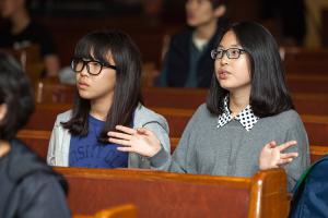  금요찬양집회 'The Call'