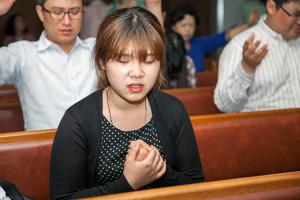  금요찬양집회 'The Call'