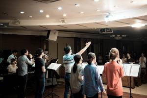  금요찬양집회 'the call'