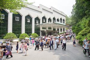  주일 교회 둘러보기