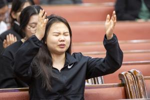  수요예배 '수능 안수식'