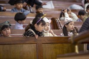  주일 3부예배 '평강가족 성탄축제'
